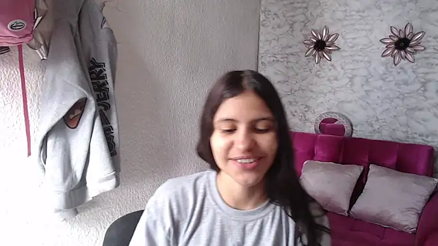 Evagirl69 online show from 5, 5, 2026