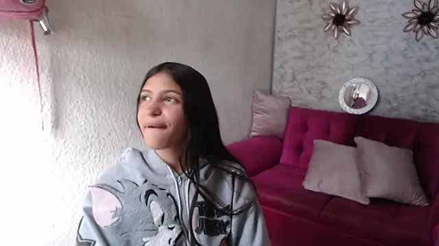 Evagirl69 online show from 13, 5, 2026