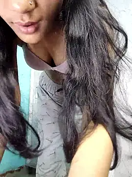 Nisha cam12 online show from 5, 10, 2025