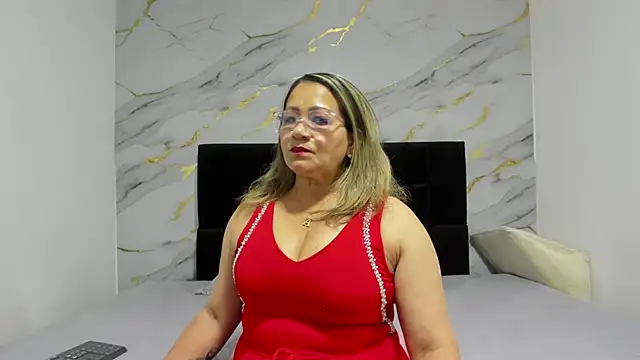 Vickysweeeettt online show from 3, 10, 2025