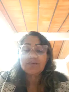 Snapshot of Vickysweeeettt chatting on 27, 4, 2026 Vickysweeeettt online show from 27, 4, 2026