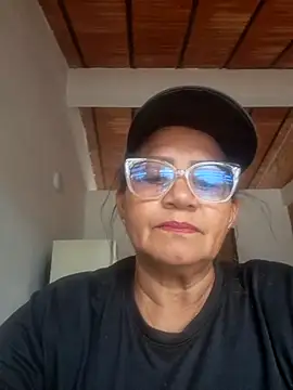 Vickysweeeettt online show from 16, 6, 2026