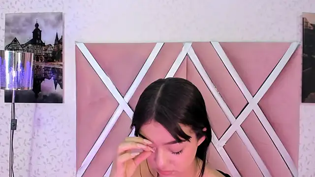 scarletross  online show from 24, 2, 2026