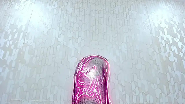 scarletross  online show from 31, 10, 2025