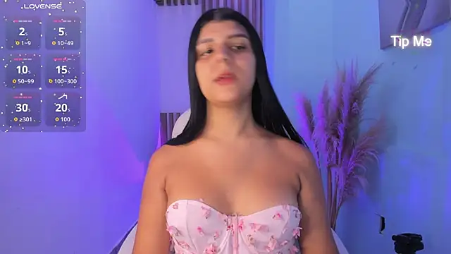 PauliinaBelle  online show from 6, 11, 2025