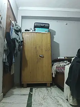 vardh033 online show from 14, 11, 2025