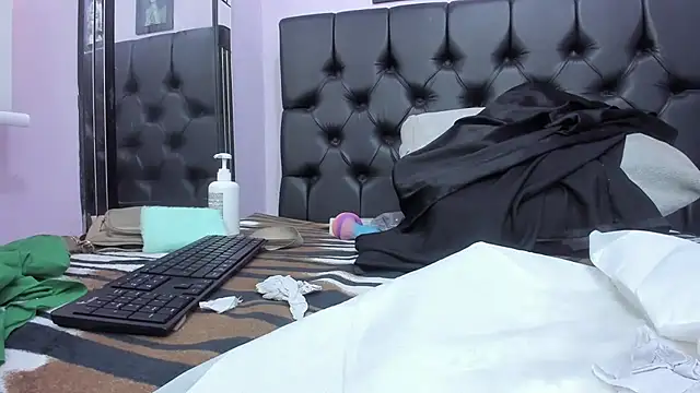 Adrianasex 69x online show from 13, 12, 2025