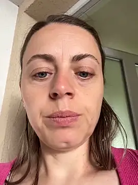 ladywithbigass online show from 14, 6, 2026