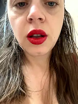 ladywithbigass online show from 9, 1, 2026