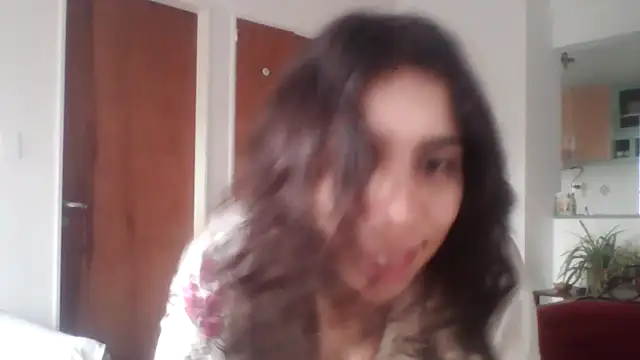 Snapshot of Souphicherry chatting on 12, 10, 2025 Souphicherry online show from 12, 10, 2025