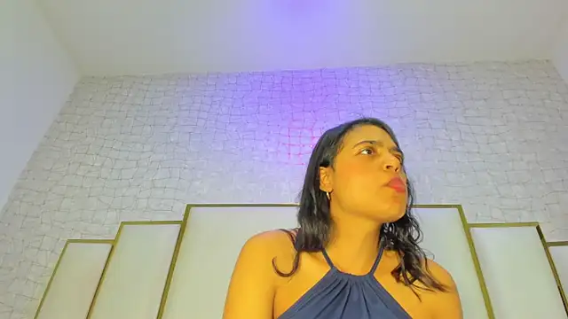 Snapshot of thalia888_ chatting on 13, 5, 2026 thalia888 online show from 13, 5, 2026