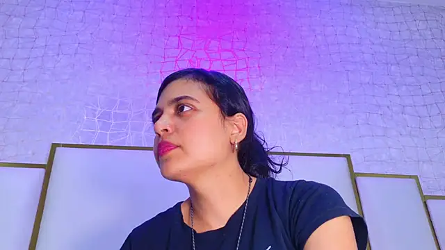 Snapshot of thalia888_ chatting on 27, 5, 2026 thalia888 online show from 27, 5, 2026