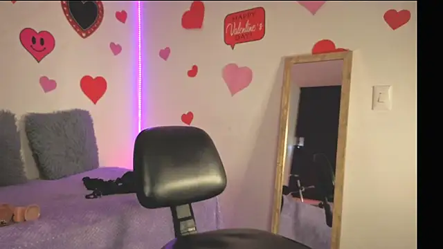 MiaCollinssx online show from 13, 2, 2026