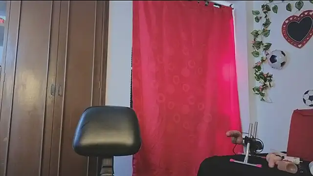 MiaCollinssx online show from 30, 6, 2026