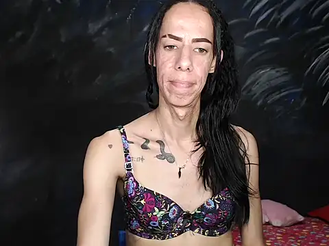 Queenmaria23cm online show from 6, 11, 2025