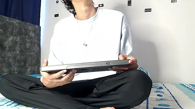 alexmark  online show from 2, 4, 2026