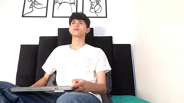 alexmark  online show from 11, 2, 2026