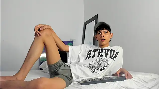 Snapshot of alexmark_ chatting on 15, 11, 2025 alexmark online show from 15, 11, 2025