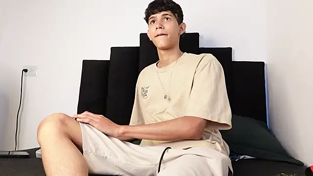 Snapshot of alexmark_ chatting on 16, 10, 2025 alexmark online show from 16, 10, 2025