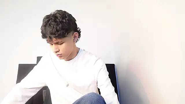 Snapshot of alexmark_ chatting on 25, 11, 2025 alexmark online show from 25, 11, 2025