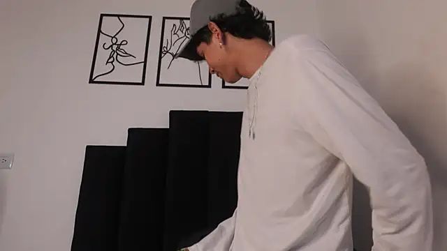 alexmark  online show from 24, 2, 2026