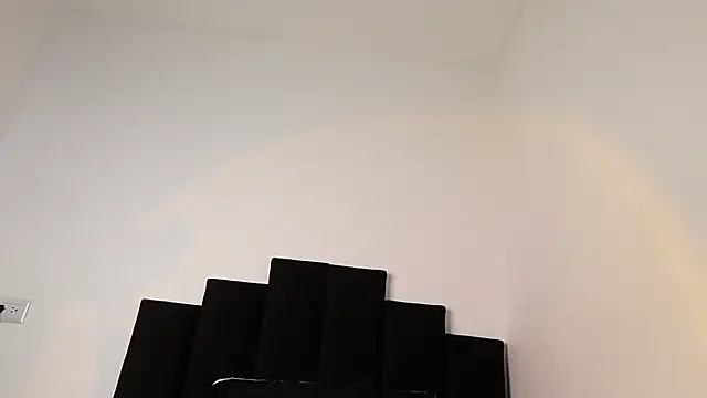 Snapshot of alexmark_ chatting on 12, 11, 2025 alexmark online show from 12, 11, 2025