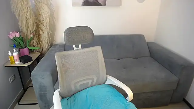 KateOwens  online show from 23, 4, 2026