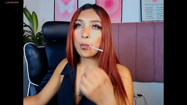 Naiaa Cruz online show from 10, 3, 2026