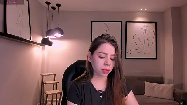 TiffannySins online show from 23, 10, 2025