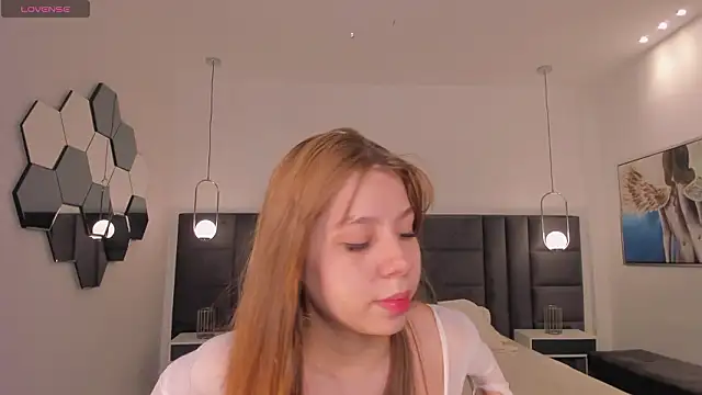 TiffannySins online show from 22, 2, 2026