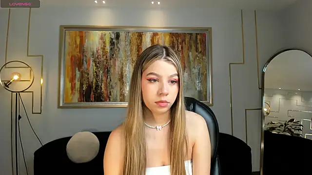 Snapshot of TiffannySins chatting on 23, 5, 2026 TiffannySins online show from 23, 5, 2026