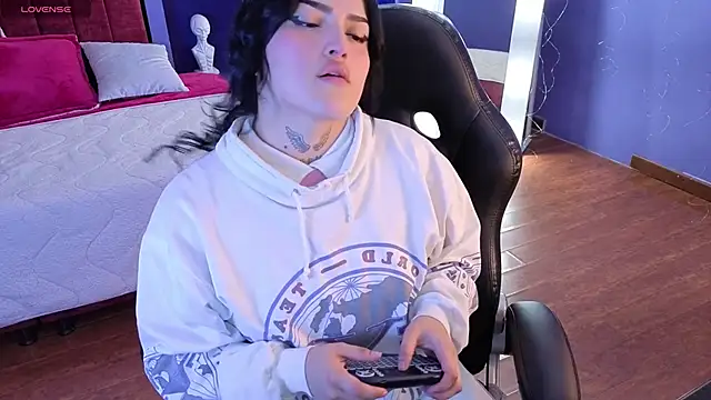 sari belle online show from 28, 11, 2025