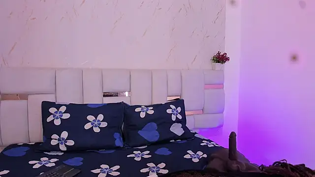 ThaliaOcean online show from 1, 12, 2025