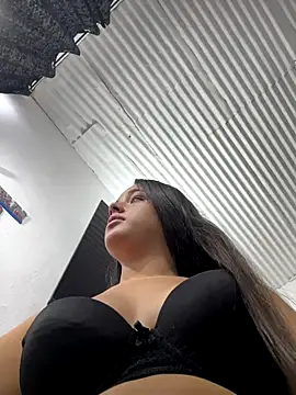 Luciaparker03 online show from 19, 12, 2025