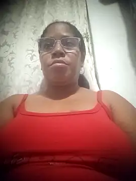 Big ass submissive online show from 7, 3, 2026