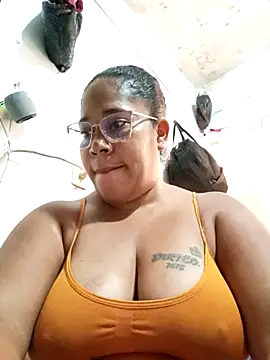 Snapshot of Big_ass_submissive chatting on 23, 4, 2026 Big ass submissive online show from 23, 4, 2026