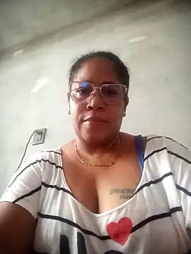 Snapshot of Big_ass_submissive chatting on 17, 9, 2025 Big ass submissive online show from 17, 9, 2025