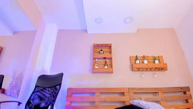  miss mia online show from 23, 10, 2025