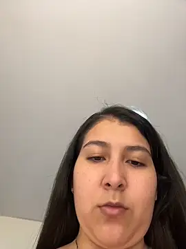 evelyn 1702 online show from 1, 6, 2026