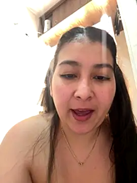 evelyn 1702 online show from 5, 12, 2025