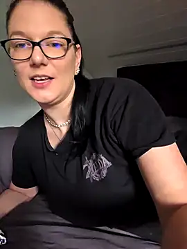 Swiss Lady online show from 8, 10, 2025