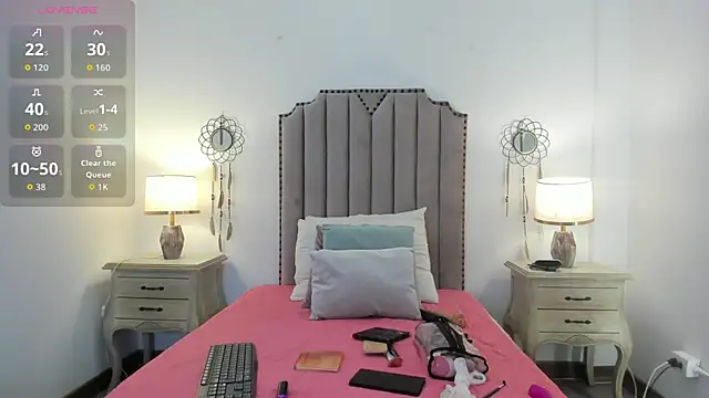 LanaFerrer online show from 23, 11, 2025