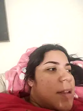 Snapshot of Georgina_Bigboobs chatting on 1, 12, 2025 Georgina Bigboobs online show from 1, 12, 2025