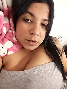 Snapshot of Georgina_Bigboobs chatting on 26, 9, 2025 Georgina Bigboobs online show from 26, 9, 2025