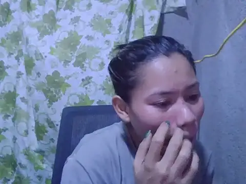 Snapshot of Sweeetgurll chatting on 8, 11, 2025 Sweeetgurll online show from 8, 11, 2025