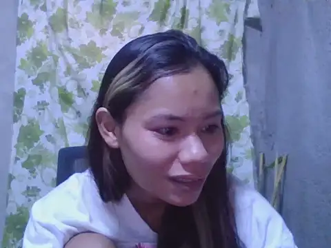 Snapshot of Sweeetgurll chatting on 15, 11, 2025 Sweeetgurll online show from 15, 11, 2025