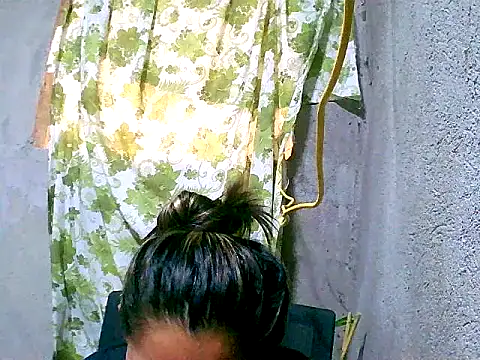 Snapshot of Sweeetgurll chatting on 27, 11, 2025 Sweeetgurll online show from 27, 11, 2025