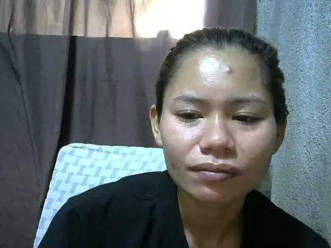 Sweeetgurll online show from 4, 3, 2026