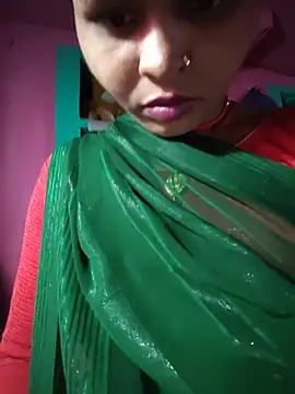 Snapshot of Monika_thakurr chatting on 20, 5, 2026 Monika thakurr online show from 20, 5, 2026
