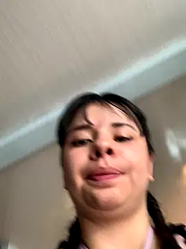 Snapshot of Canneela chatting on 1, 11, 2025 Canneela online show from 1, 11, 2025